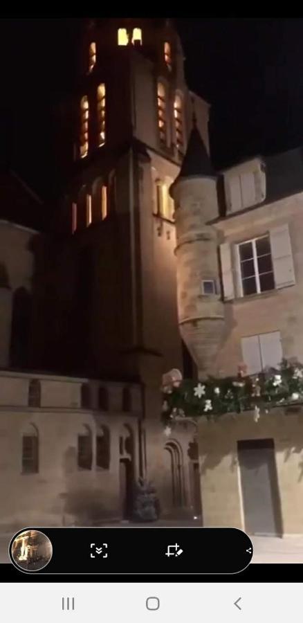 Chambre Climatisee Au Coeur De Brive Avec Televiseur Connecte Wifi Netflix Brive-la-Gaillarde Exterior foto